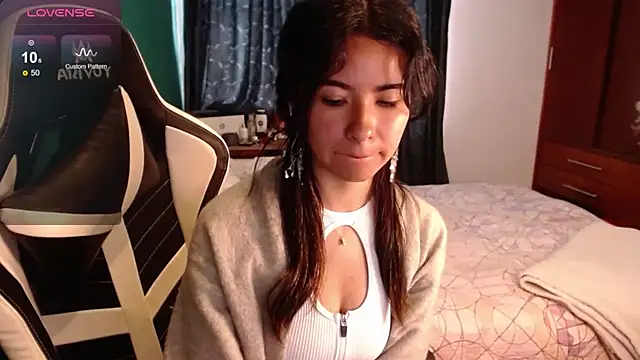alice middlee online show from 05-19-26, 03:40