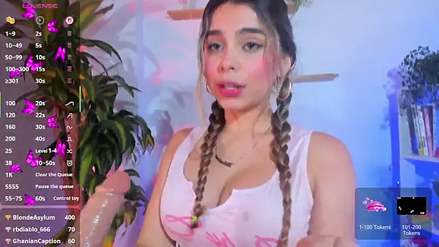 crisbell lopez online show from 05-18-26, 04:07