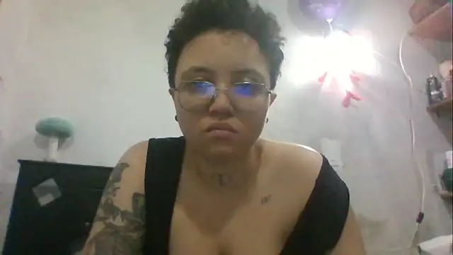 Snapshot of EdenJupiter chatting on 03-21-26, 08:19 EdenJupiter online show from 03-21-26, 08:19