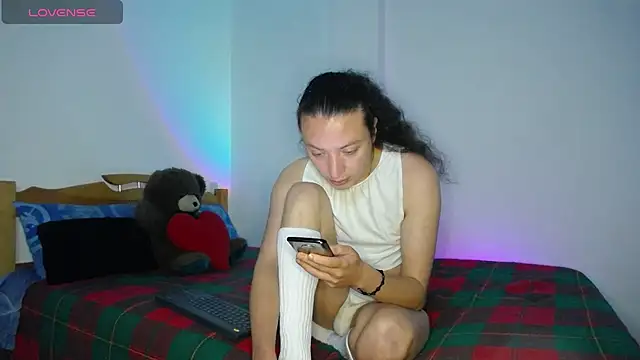 monkeywillwhite online show from 12-22-24, 03:55