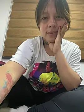 Bruja lu online show from 01-18-25, 11:22