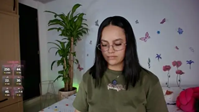 Snapshot of VICTORIABLACK_@xh chatting on 04-15-26, 08:42 VICTORIABLACK xh online show from 04-15-26, 08:42