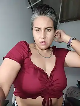 Yessi rousse online show from 06-22-26, 10:29