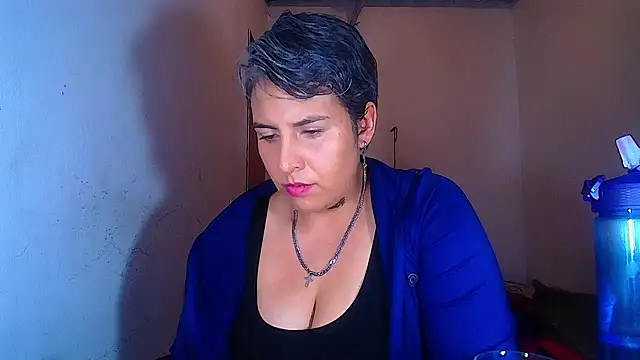 Yessi rousse online show from 07-15-26, 01:00