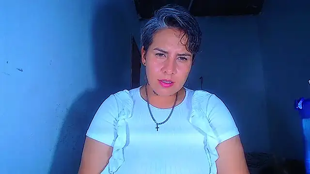 Yessi rousse online show from 07-15-26, 03:17