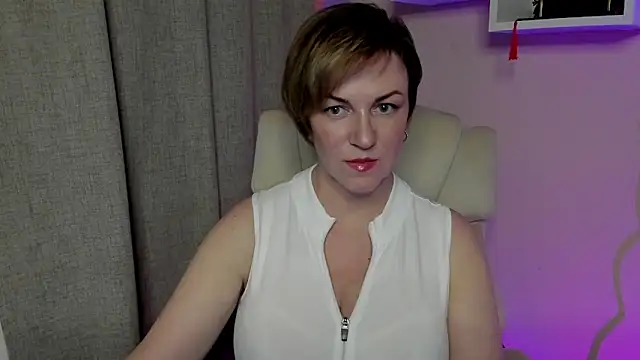 feliziaDesire online show from 06-08-26, 12:38