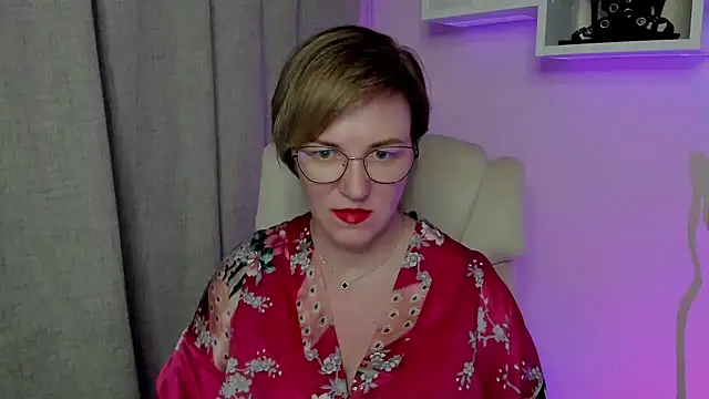 feliziaDesire online show from 07-13-26, 06:11