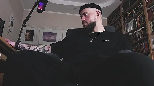 Snapshot of FindomJason chatting on 03-06-26, 06:32 FindomJason online show from 03-06-26, 06:32