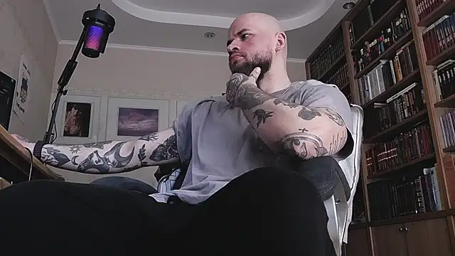 Snapshot of FindomJason chatting on 03-21-26, 07:02 FindomJason online show from 03-21-26, 07:02