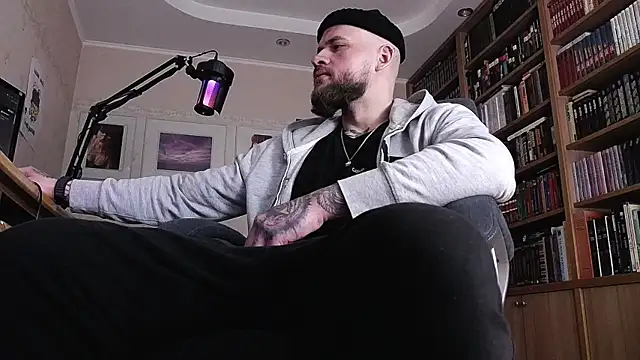 Snapshot of FindomJason chatting on 03-28-26, 07:30 FindomJason online show from 03-28-26, 07:30