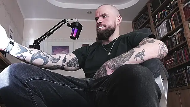 Snapshot of FindomJason chatting on 04-03-26, 05:16 FindomJason online show from 04-03-26, 05:16