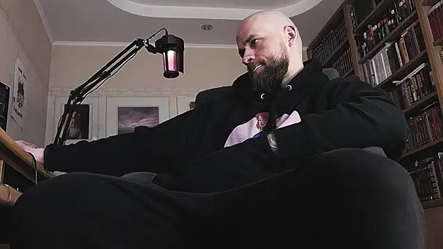 Snapshot of FindomJason chatting on 04-05-26, 09:28 FindomJason online show from 04-05-26, 09:28