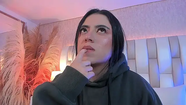 Rebeca jones online show from 03-24-26, 12:10