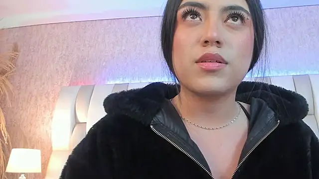 Rebeca jones online show from 05-13-26, 12:24