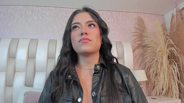 Snapshot of Rebeca_jones chatting on 06-10-26, 12:26 Rebeca jones online show from 06-10-26, 12:26
