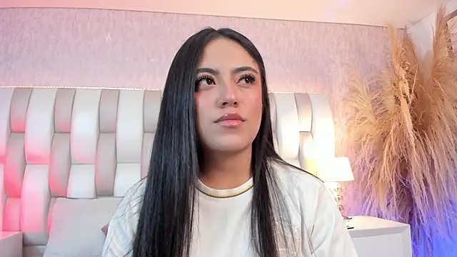 Snapshot of Rebeca_jones chatting on 07-07-26, 01:15 Rebeca jones online show from 07-07-26, 01:15