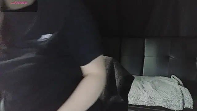 Snapshot of Mia_G0ld chatting on 03-29-26, 04:51 Mia G0ld online show from 03-29-26, 04:51