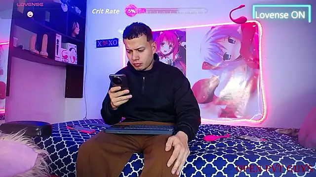 Snapshot of AntonellaAndMao chatting on 03-17-26, 03:33 AntonellaAndMao online show from 03-17-26, 03:33