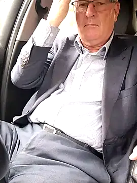 Snapshot of stiffandlubed@xh chatting on 01-13-26, 08:58 stiffandlubedxh online show from 01-13-26, 08:58