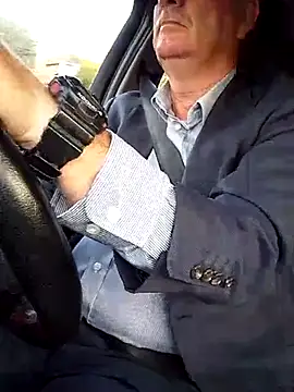 Snapshot of stiffandlubed@xh chatting on 02-10-26, 08:13 stiffandlubedxh online show from 02-10-26, 08:13