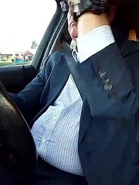 Snapshot of stiffandlubed@xh chatting on 02-15-26, 08:05 stiffandlubedxh online show from 02-15-26, 08:05