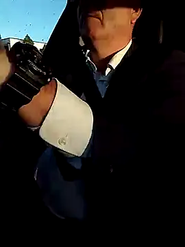 Snapshot of stiffandlubed@xh chatting on 02-22-26, 08:29 stiffandlubedxh online show from 02-22-26, 08:29