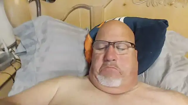 Bigbear0563 online show from 05-26-26, 02:24