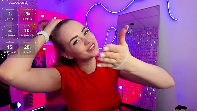 Snapshot of StephanieSweety chatting on 03-21-26, 06:11 StephanieSweety online show from 03-21-26, 06:11