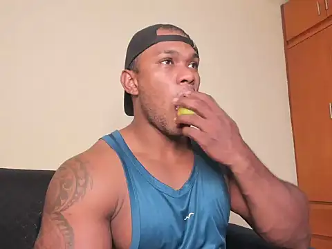 Snapshot of Tyler_Waka01 chatting on 03-25-26, 09:43 Tyler Waka01 online show from 03-25-26, 09:43