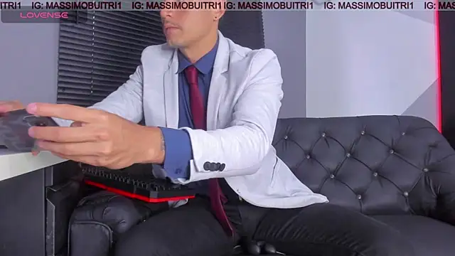 Snapshot of massimo_g chatting on 04-23-26, 11:07 massimo g online show from 04-23-26, 11:07