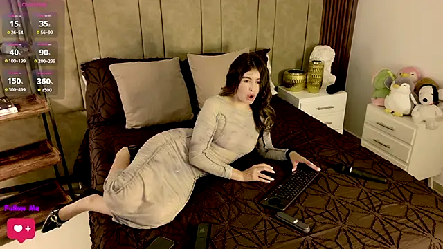 Snapshot of Isabellacharm chatting on 06-30-26, 04:19 Isabellacharm online show from 06-30-26, 04:19