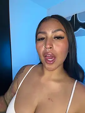 meganjames1 online show from 04-09-26, 12:10