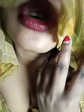 Hotlisa online show from 05-23-26, 05:34