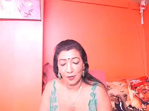 Snapshot of indiansarika65 chatting on 04-02-26, 03:42 indiansarika65 online show from 04-02-26, 03:42