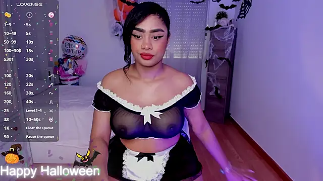 Snapshot of briana_walker chatting on 10-30-25, 11:22 briana walker online show from 10-30-25, 11:22