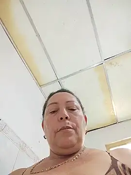 marie olsenhot online show from 06-11-26, 01:42