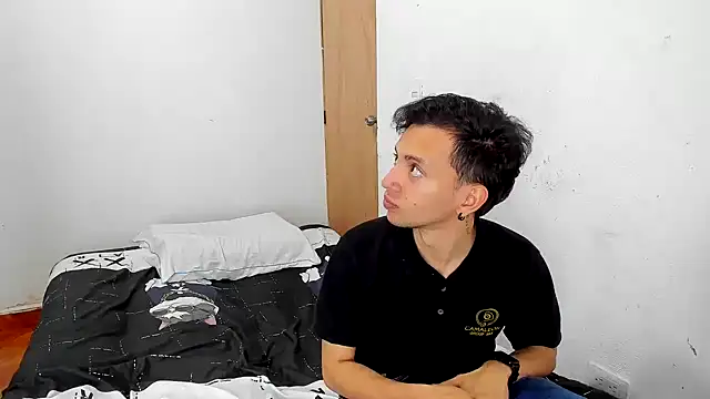 Snapshot of SexAegons chatting on 12-05-24, 06:21 SexAegons online show from 12-05-24, 06:21