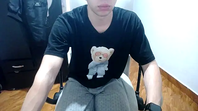 Snapshot of SexAegons chatting on 02-21-25, 11:44 SexAegons online show from 02-21-25, 11:44