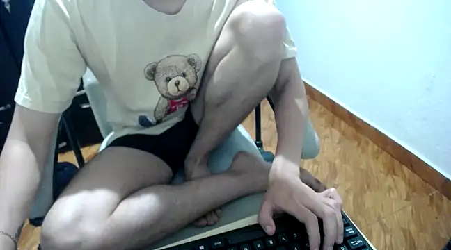 Snapshot of SexAegons chatting on 02-28-25, 06:32 SexAegons online show from 02-28-25, 06:32