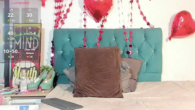 StefanyMiler online show from 04-06-26, 04:52