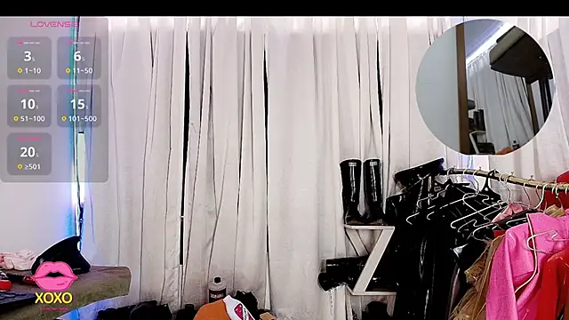 LatexDevil Blondie online show from 04-23-26, 05:59