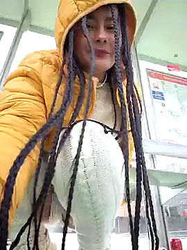 bellapaty online show from 11-29-25, 12:30