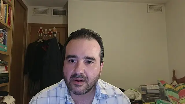 curiosillo83 online show from 05-29-26, 02:59