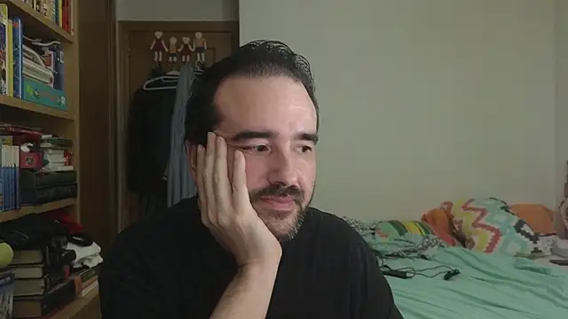 curiosillo83 online show from 06-30-26, 07:59