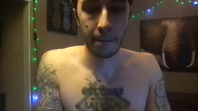 Snapshot of Bwcjoshbanks chatting on 04-25-26, 01:52 Bwcjoshbanks online show from 04-25-26, 01:52