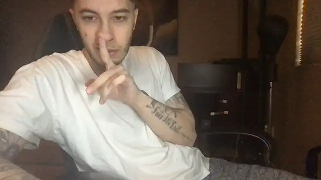 Snapshot of Bwcjoshbanks chatting on 04-26-26, 06:05 Bwcjoshbanks online show from 04-26-26, 06:05