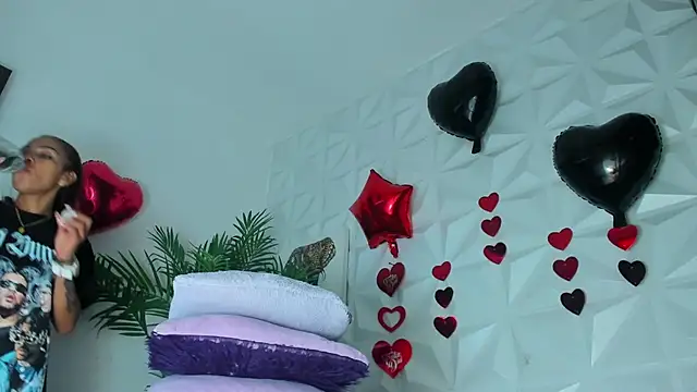 Hellen Sky online show from 03-30-26, 07:04