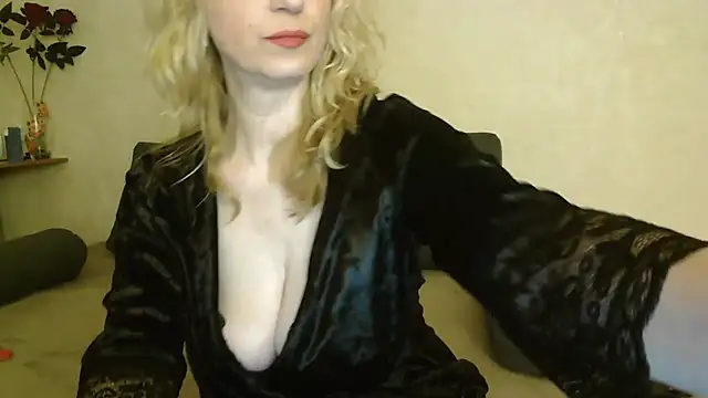 Natasha Nannette online show from 11-21-25, 07:34