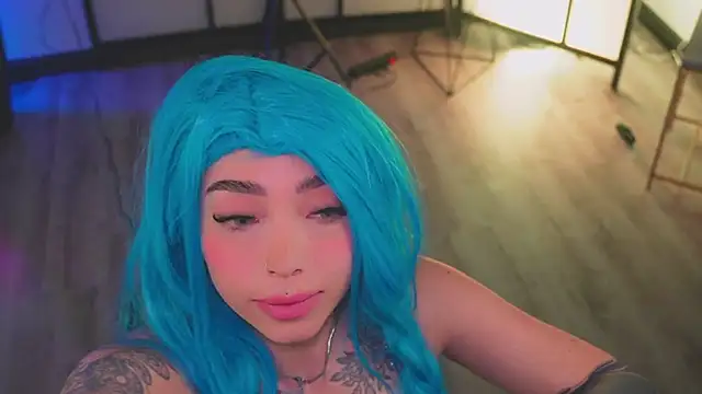 isa red hair online show from 02-22-26, 12:12