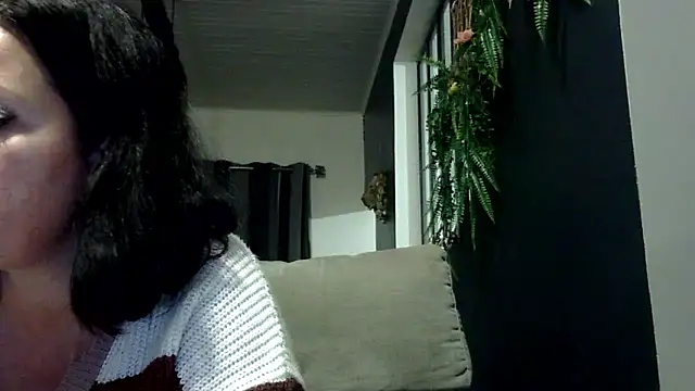 feline27 online show from 01-13-26, 08:25